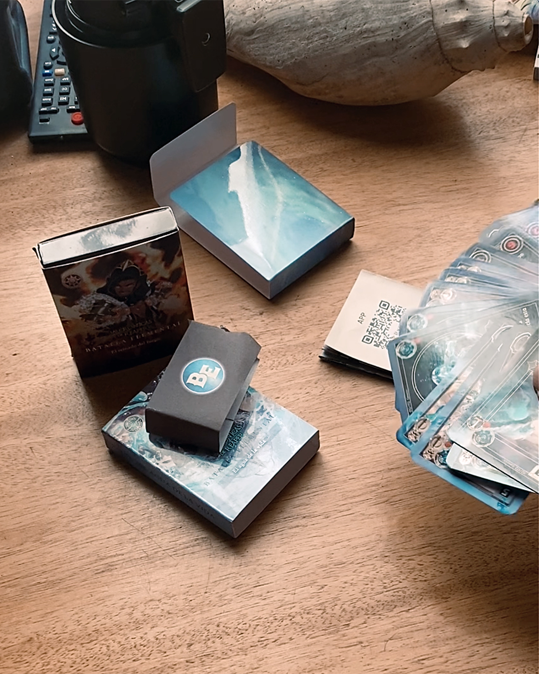 Cartas, barajas, tarots y juegos de mesa, tenemos la mejor edición y calidad impresa: LECTO, modestamente